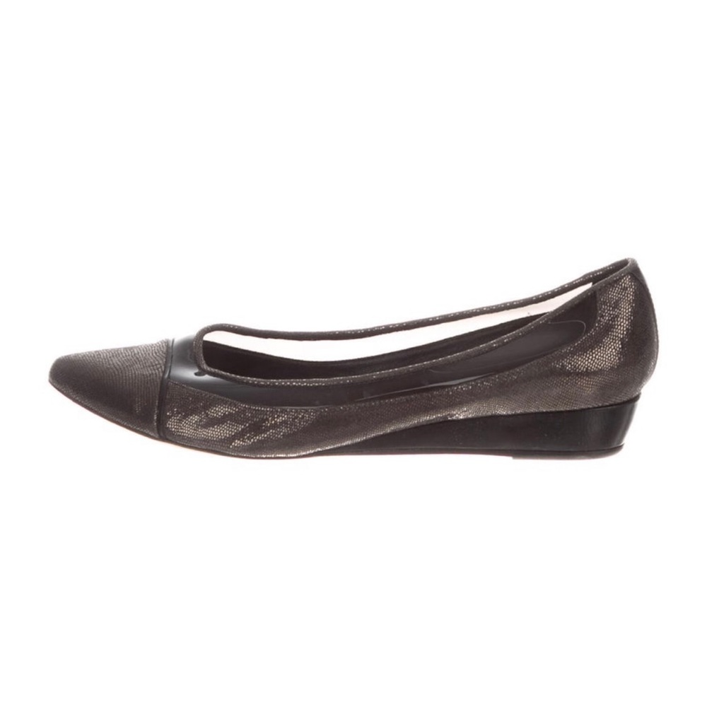 Donald J Pliner size 7 or 7.5 approx (size not listed )